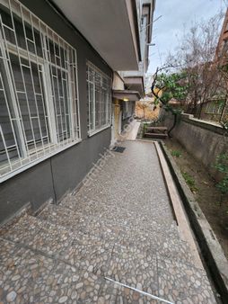 Cankaya Bardacık Sokak'ta 3+1 Yapılı Satılık Daire