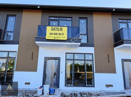 Kartepe/sarımeşe Satılık 4+1 170 M2 Sıfır Villa Uygun Fiyat