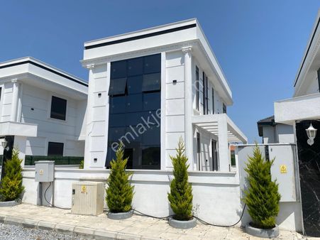 Didim Çamlık Mh Satılık Tam Müstakil Havuzlu 3+1 Villa