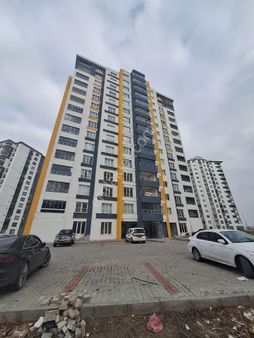 Zümrütte Havaalanına Yakın 180 M2 3+1daire