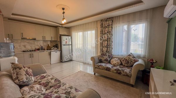 No:10 Gayrimenkul’den Ayvalık Altınova’da Müstakil Tadında, Bahçe Katı, Full Eşyalı 2+1 Daire