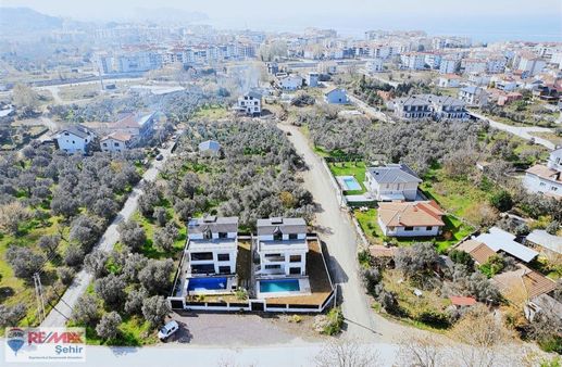 Yalova Çınarcık Teşvikiyede Doğayla İç İçe, Satılık Sıfır Villa