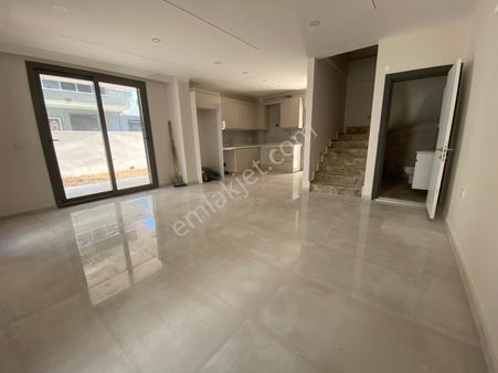 Didim Efeler Mh Satılık 3+1 Villa