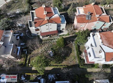 Yalova Kadıköy'de Satılık Triplex Villa