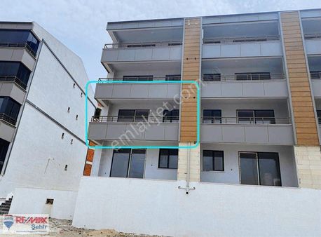 Re/max Şehir'den Yalova Esenköy'de Satılık Deniz Manzaralı Daire