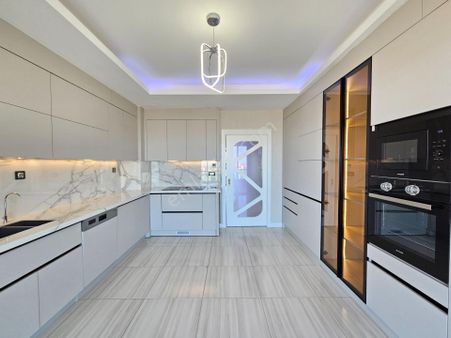 💫 Beyhekim Mah. Palmaris Botanica Site İçi Ara Kat 5+1 Ultra Lüks Daire 🔥