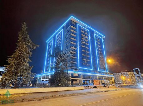 Delta Gayrimenkul'den A Plaza'da 1+1 Satılık Homeoffice!