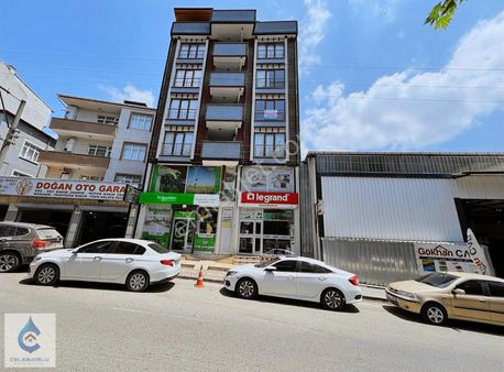 Gebze İnönü Mh Cadde Üstü Satılık 3+1 Arakat Daire