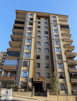 Galata'dan Güzelşehir'de Ultra Lüks Ara Kat Satılık 2+1 Daire