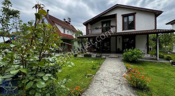 Kumcağız'da Parka Cephe Geniş Bahçeli Villa