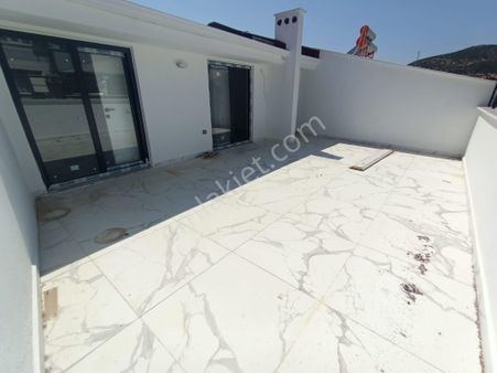 Uygar Gayrimenkul Edremit Tuzcumurat Mh.satılık 4+1 Kat Dubleks Teras