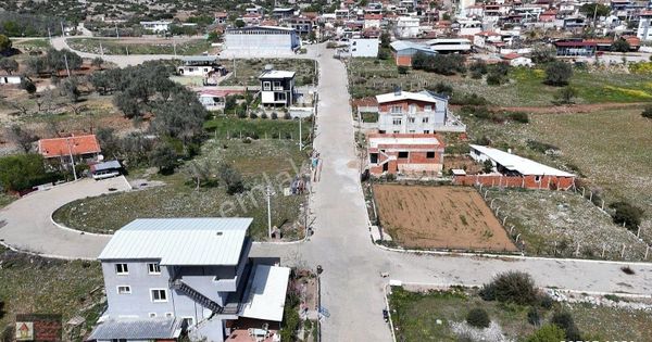 Kemalpaşa Yenmiş'de Satılık 428m2 Müstakil Bahçeli Köy Evi