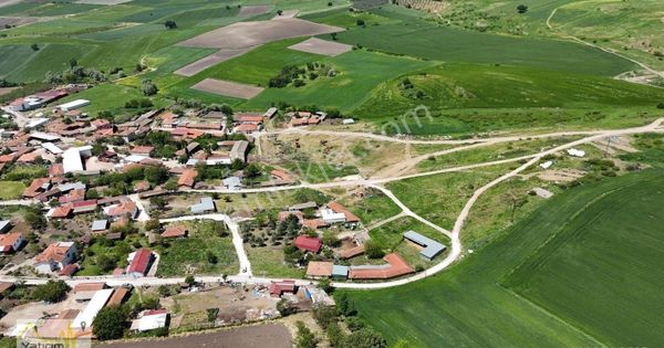 Manyas Eşen Mahallesinde İçerisinde Müstakil Ev Olan 440 M2 Satılık Arsa