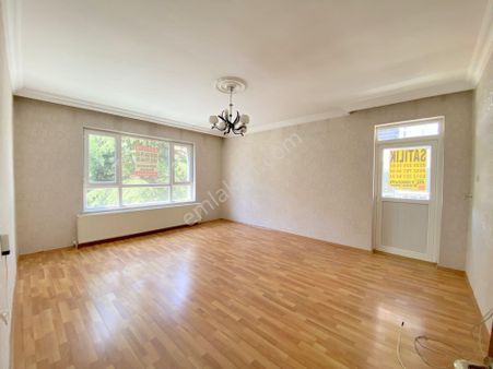 Yıldıztepe'de 3+1, 1. Kat, Cadde Yanı, Masrafsız, Güney Cephe Daire!