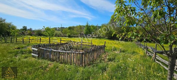İznik Kırıntı'da/içinde Villası Olan,bölünebilir 6.961m² İmarlı