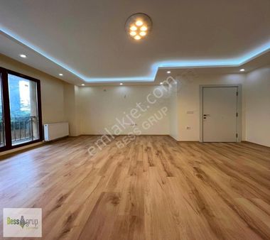 Bess Gruptan Marinaya Yakın Site İçerisinde Lüks Daire Sunumda