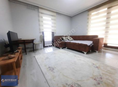 Master Brokers Full Kredi Eşyalı Kiracılı Satılık 1+1 Daire