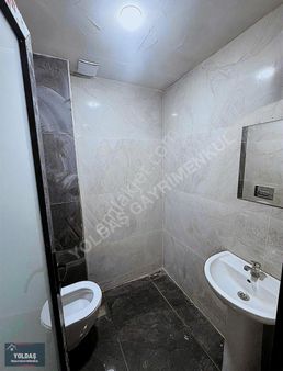 Yoldaş İnşaat'tan Kiralık 200 M2 Sıfır Yapı Giriş Dükkan