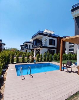 Mira Emlak G.m.den Hamidiye Mah.de Muhteşem Villa