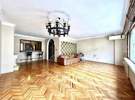 Aybarstan Moda Caddesi Üzerinde Net 145m² Satılık 3+1 Daire