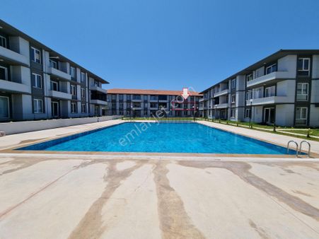 Havuzlu Sitede Sıfır Havuz Cephe Arakat 2+1 Daire