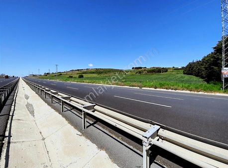 Çatalca Kestanelikte Muhteşem Konumda 8.000m2 Tarla