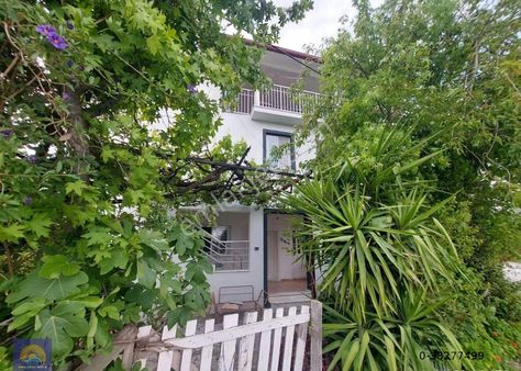 Ortaca Ekşiliyurt Komple Bina Satılık , 2 Kat Ve Teras