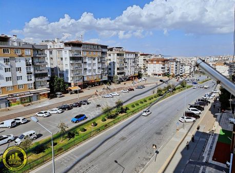 Ufkundan Güvenilir Ve Dürüst Hizmete Erdem Koleji Civarı 3+1