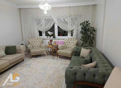 Real Karşısı 4+1 Satılık Daire