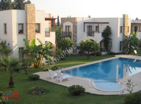 Doğuş Emlak'tan Havuzlu Nezih Site İçinde 3+1 Dubleks Villa