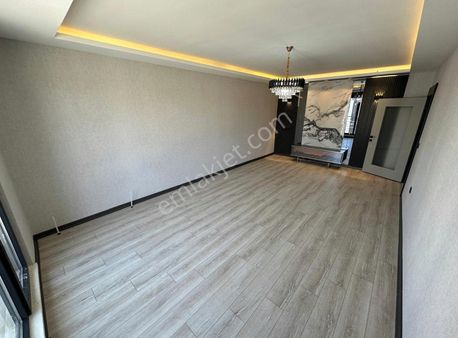 Ara Katta Ultra Lüks Full Yapılı Çift Banyolu Sıfır 3+1 Daire