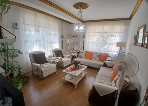 Çamlıca Gündüzökçün Bulvarı Yanı Satılık Eşyalı 2+1 Site İçi Daire