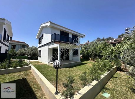 Ayvalık Su Gayrimenkulden Satılık 3+1 Villa