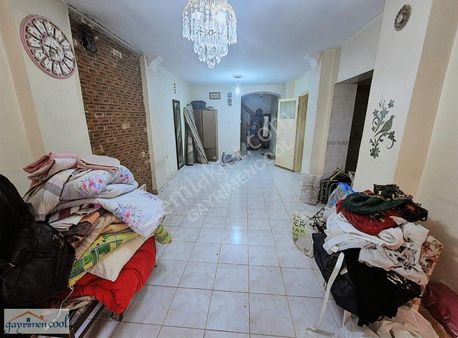 Üçyol Metroya Yürüme Mesafesinde 1+1 Ayrı Mutfaklı