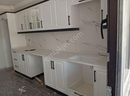 Saruhanlı Atatürk Mah Satılık 2+1 Geniş Daire