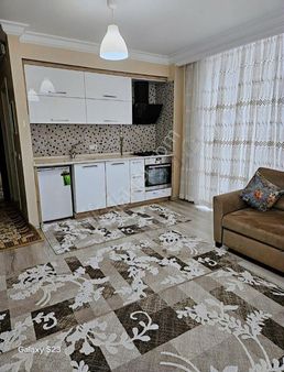 Uydukent Tam Merkez Anayola Bakan Genış 1+1 Arakat Daıre