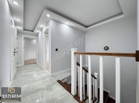 Bayramoğlu Merkez'de Sıfır Yerden Isıtmalı 4+1 200 M2 Dubleks