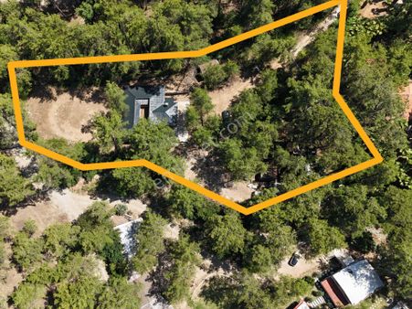 Kemer Kuzdere'de Satılık 3416 M2 Arazi İçinde Taş Yapı Malikane