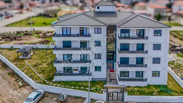 No:10 Gayrimenkul’den Butik Site İçerisinde,akıllı Sistemli,sıfır Full Eşyalı 3+1 Lüks Daire!..