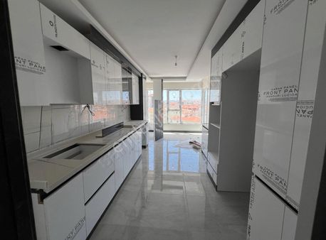 K.kazan Gyo'dan 3+1 Çarşıda 6-7-8 Katlarda Satılık Lüks Daire