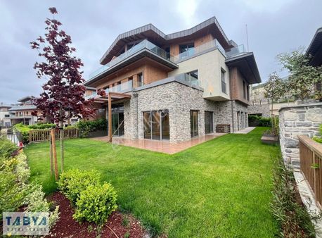 Kemerburgaz Nevbahar Sitesinde 4+1 Bahçe Katı Daire