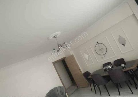 Lozan Evler Arkası 3+1 Yalıtımlı Asansörlü İçi Bakımlı Yol Cepheli 5 Yıılık