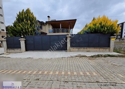 Acıpayam/merkezde/havuzlu Satılık [381m2]