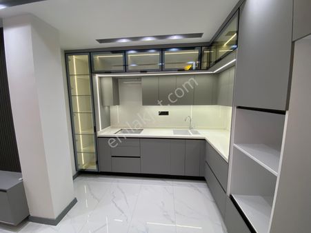 Didim Efeler Mh Satılık 4+1 Havuzlu Villa