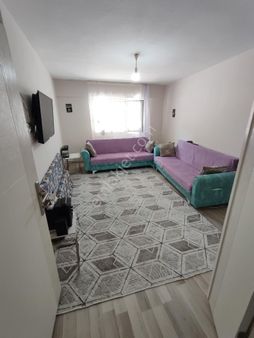 Fesleğen Mevkisinde İçikkomple Yenilenmiş Satılık 2+1 Daire