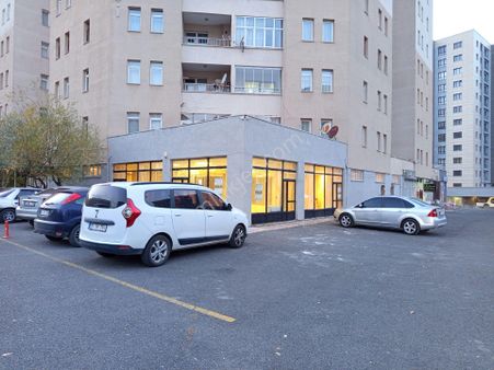 Yıldızkentte Kiralık 400 M2 İşyeri Market Mağaza Eğitim Merkezi Kreş Vs Ruhsata Uygun