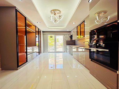 Ercin Yapı Dan Beylikdüzü Adnan Kahvecide 3+1 Satılık Daire