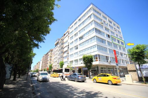 Esgyo'dan Hava Hast.karşısı Mükemmel Konum Full Yenilenmiş Daire