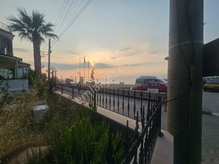 Burhaniye İskele Denize Sıfır Muhteşem Konumda Kiralık 2+1 Daire