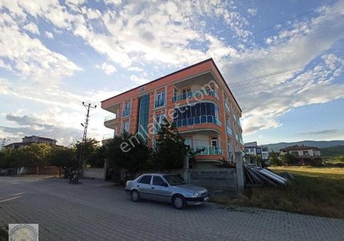 Yuvam Emlaktan Yunus Emre Mah Hicran Sokakta 150 M2 Satılık 3+1 Daire